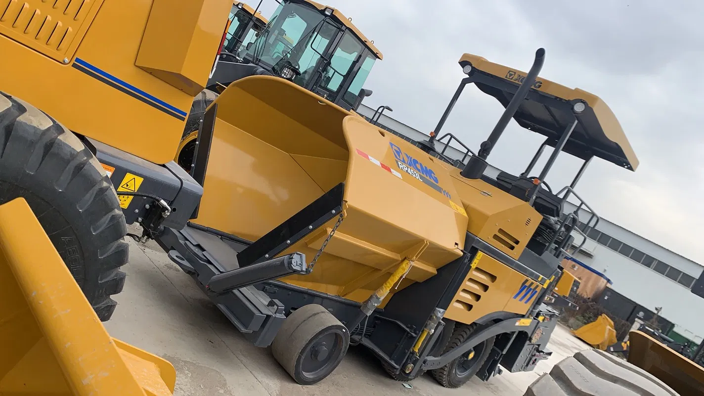 New RP453L 4.5m 73.5kw Small Mini Crawler Wheel Asphalt Concrete Paver Machinery for Road Paving