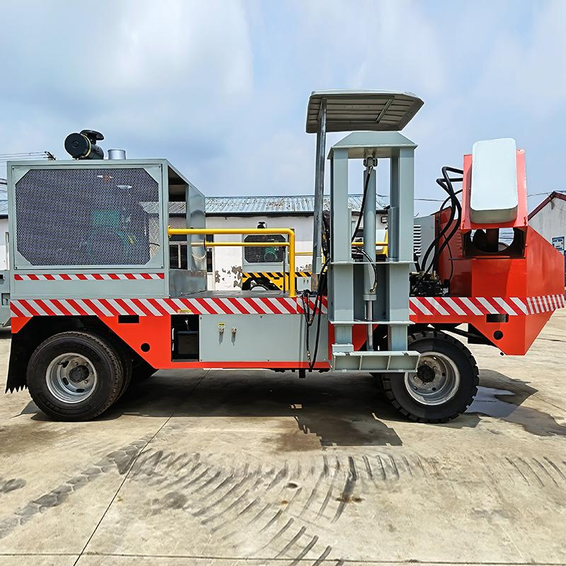 Automatic Concrete Drainage Ditch Slipform Curb Paver Trench Channel Lining Machine