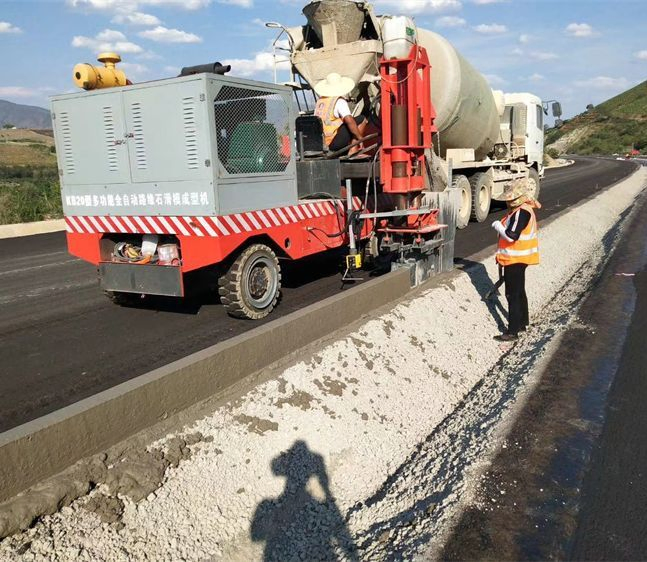 Construction Usage Concrete Curbing Paver Machine Road Curb Machine Concrete Paver Extruder Gutter Machine for Sale