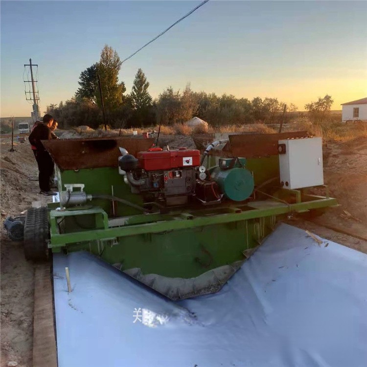 Concrete Ditch Forming Machine Lining Drainage Pipeline Trenching Machine
