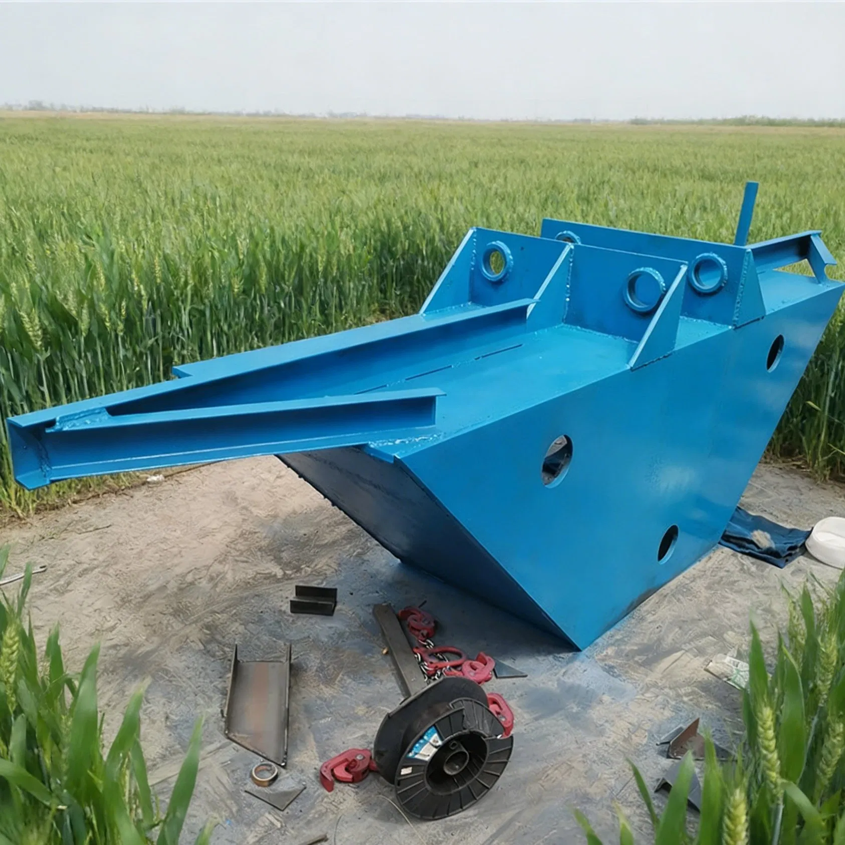 Cast-in-Place Canal Equipment for Sale Single-Pass Farmland Ditch Forming Equipment Custom U-Shaped Canal Forming Machine