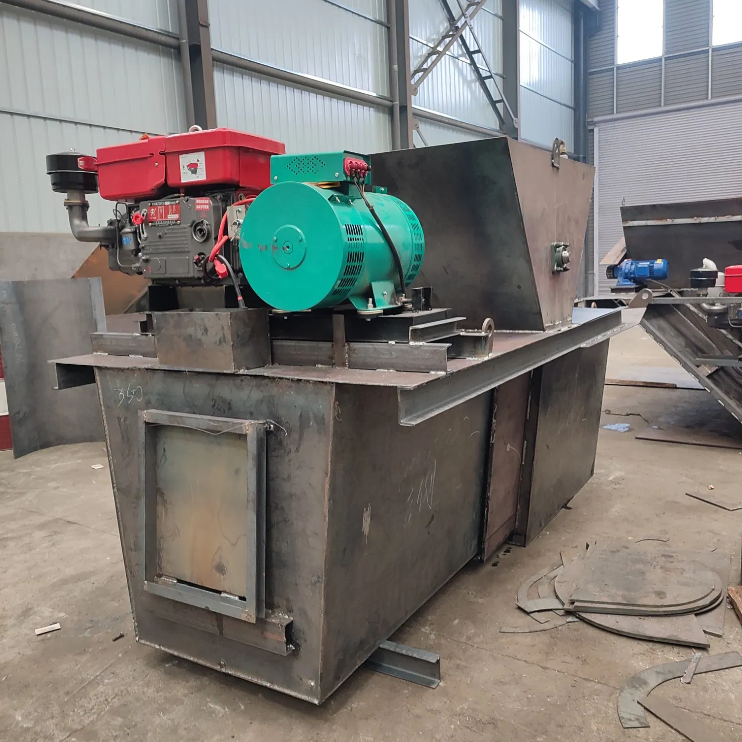Cast-in-Place Concrete Roadside Ditch Repair Machine Ditch Forming Machine Slipform Machine