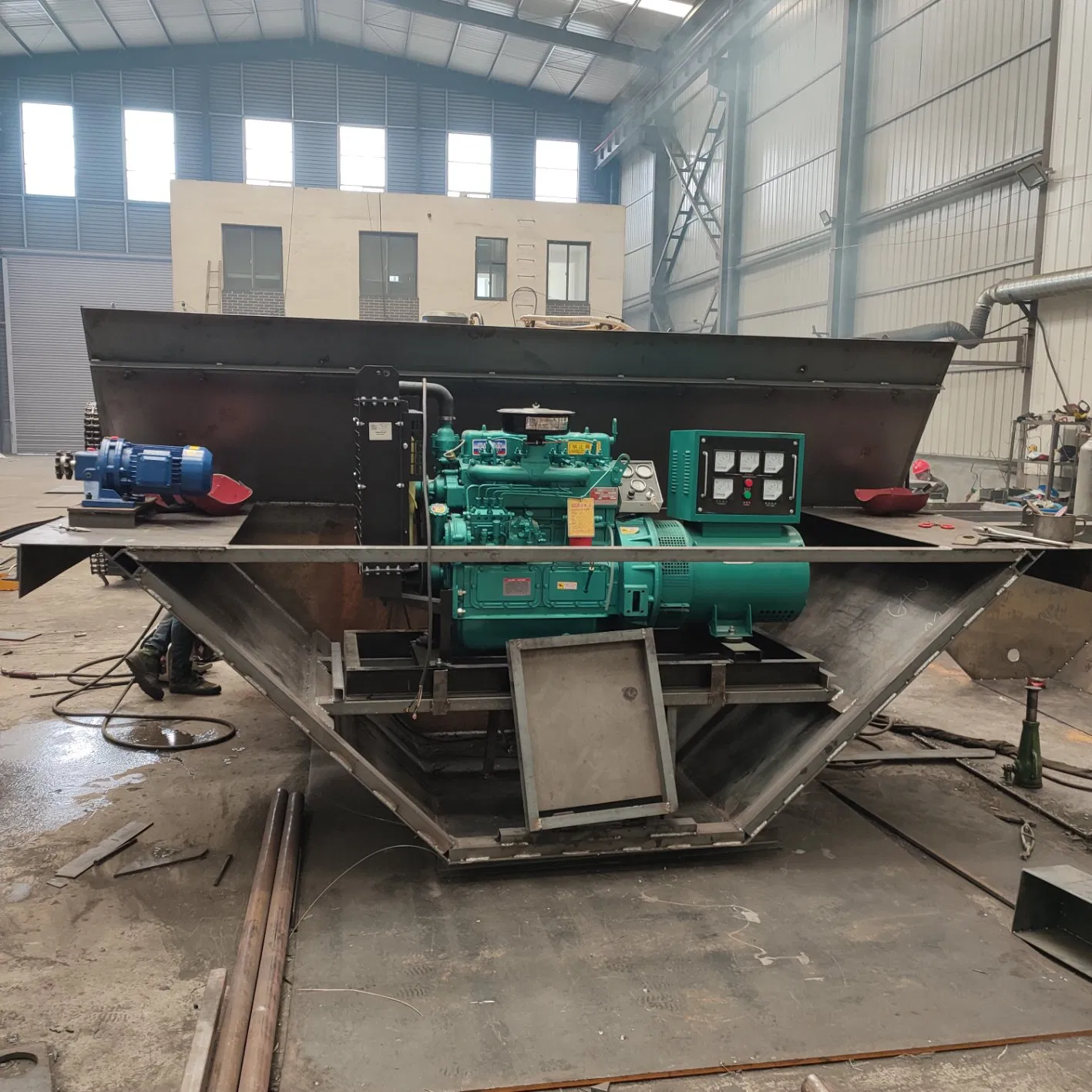 Cast-in-Place Concrete Roadside Ditch Repair Machine Ditch Forming Machine Slipform Machine