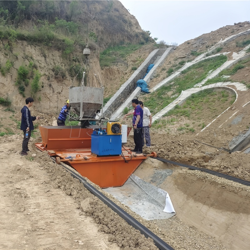Asphalt Road and Channel Forming Machine