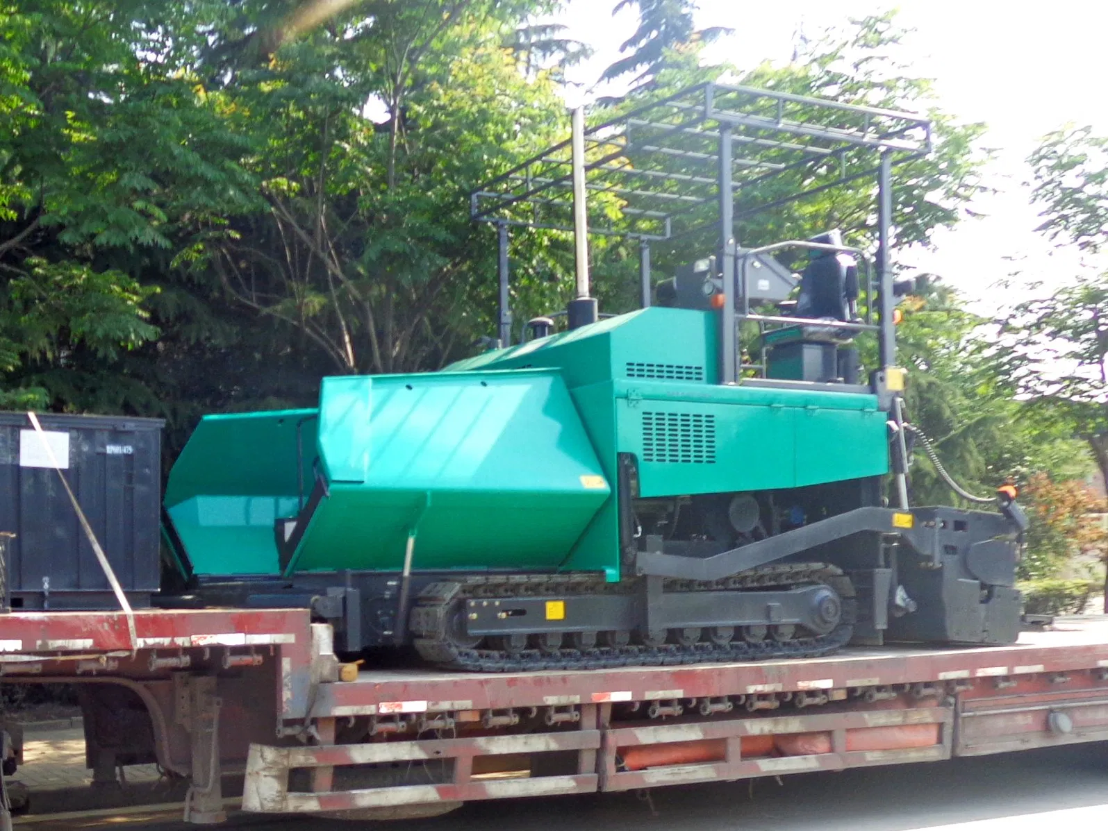 China Hot Selling Small 4500mm Paving Width Asphalt Concrete Paver RP452L