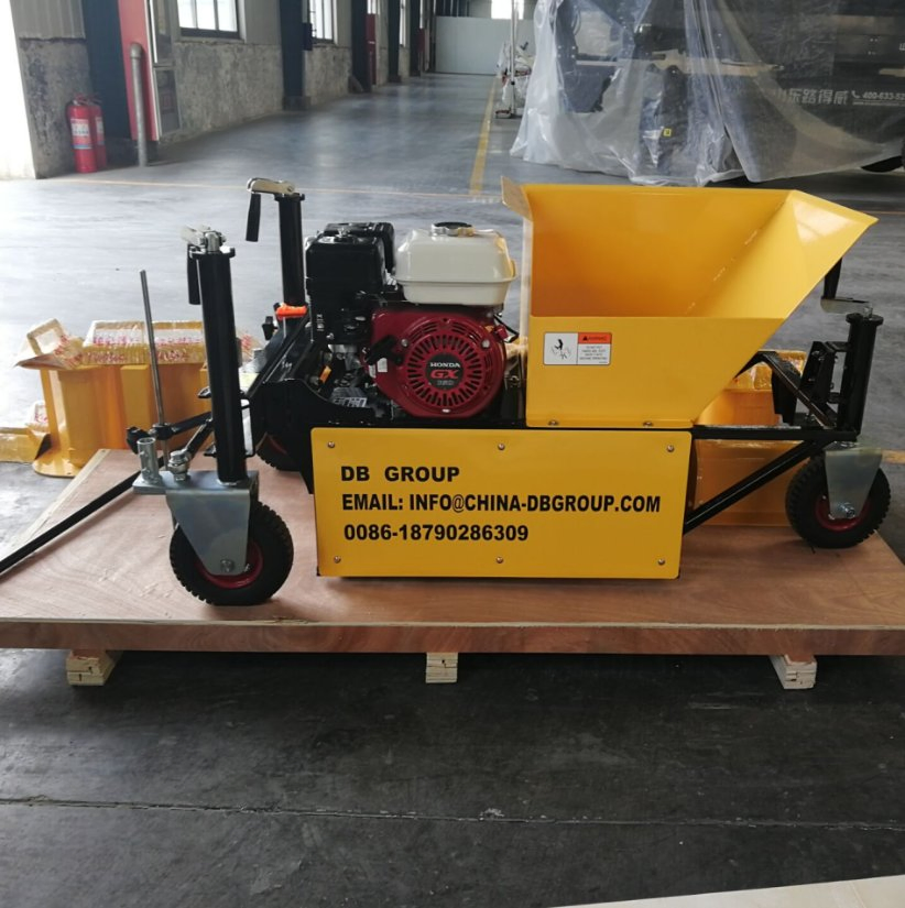 Ditch Lining Machine Concrete Road Curb and Gutter Machine Highway Slipform Curb Machine with Engine