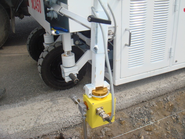 Automatic Concrete Curb Slipform Paver Mc450 for Road Kerb and Gutter