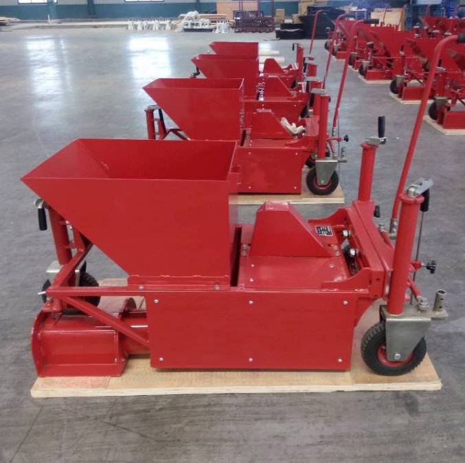 Concrete Road Curb and Gutter Machine Borderline Curb Extruder for Sale Slipform Paver for Construction