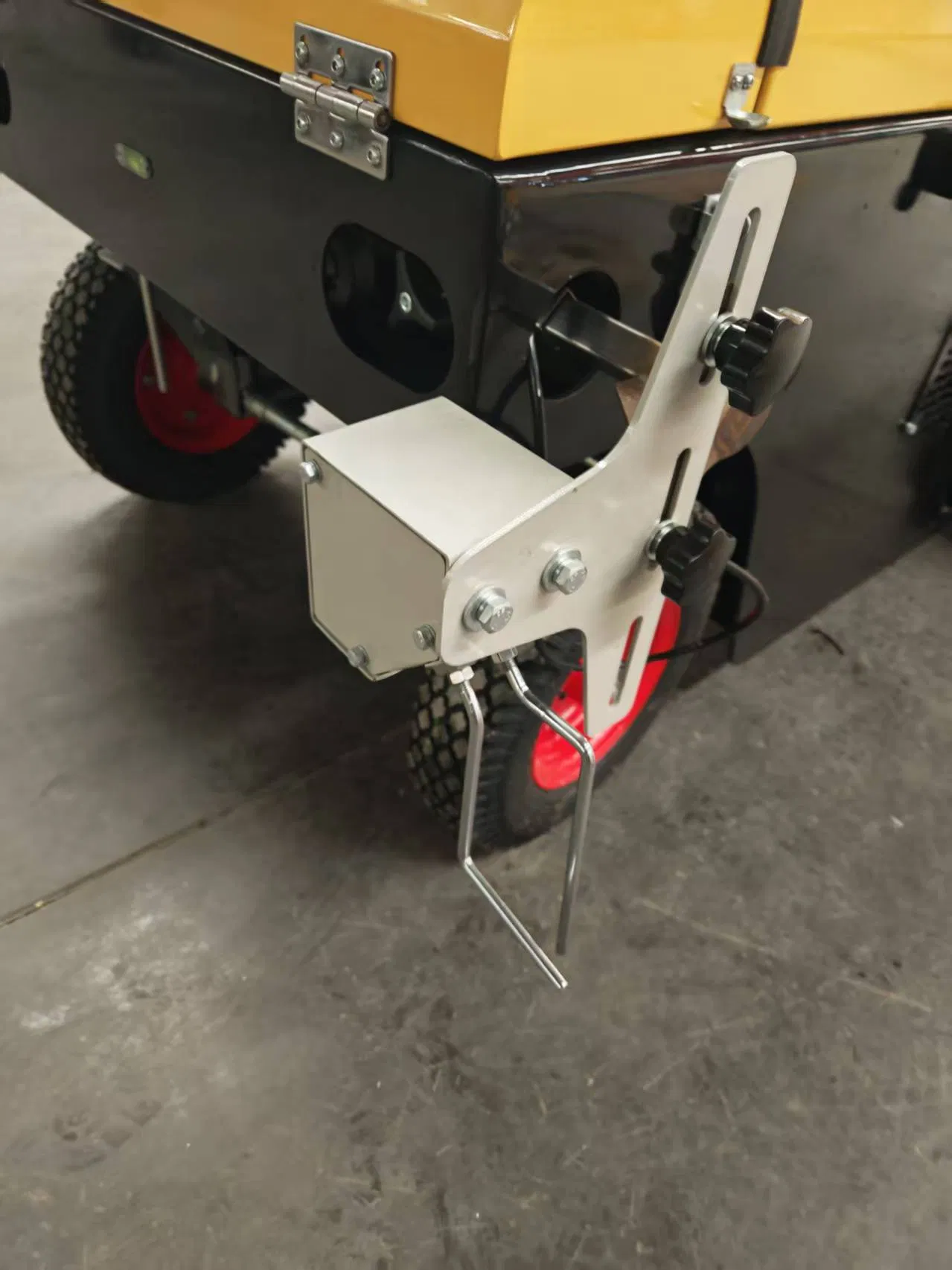 Roadway Brand Automatic Curb Paver for Municipal Engineering