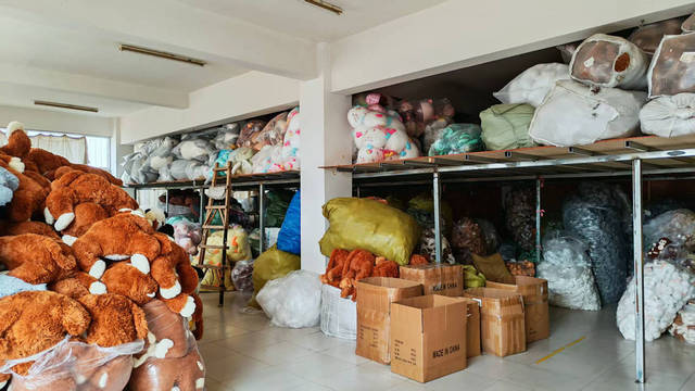 مصنع شنغهاي Mrre Toys لإنتاج ألعاب الأفخاذ