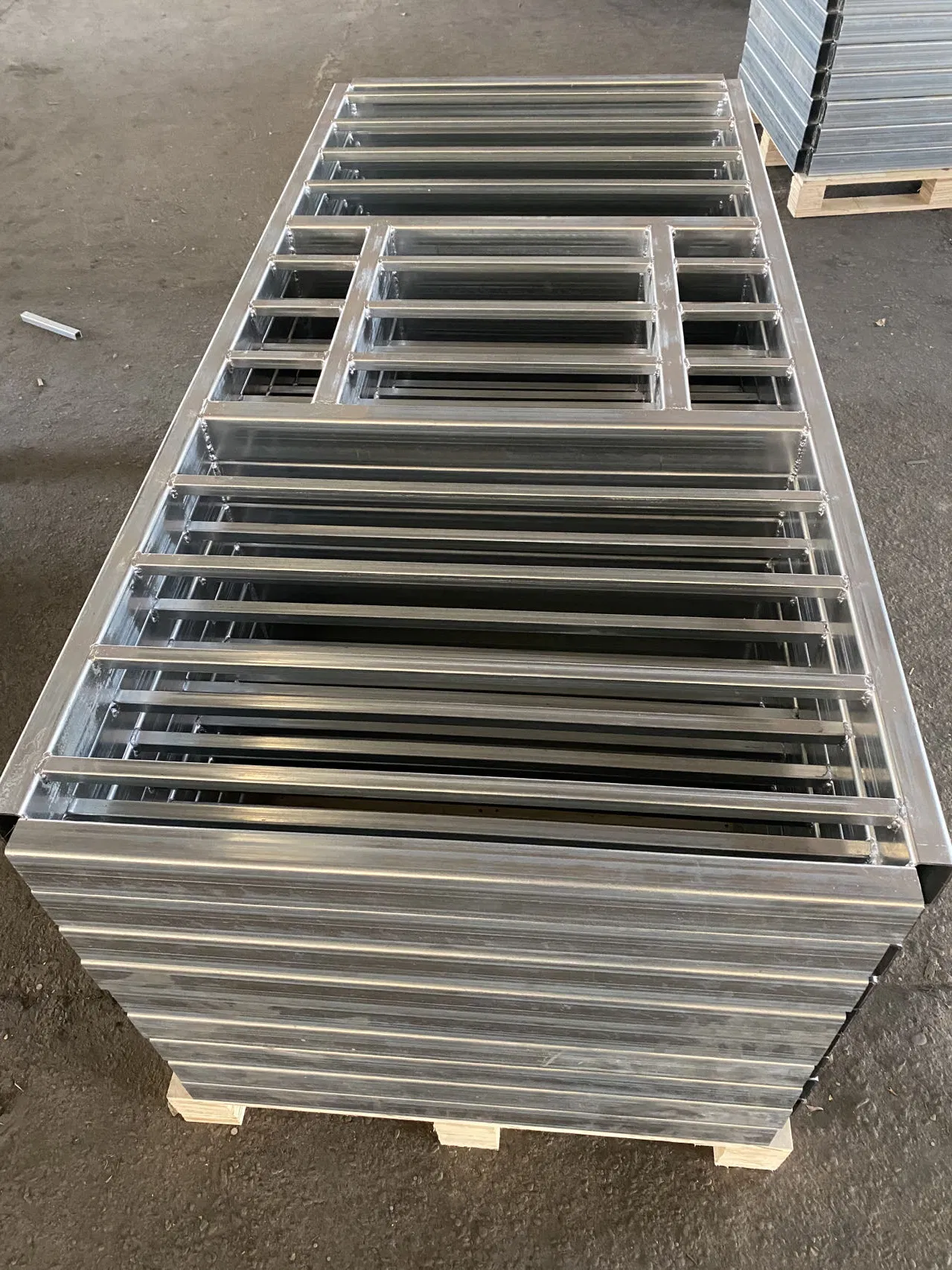 Reliable Grape Cooling Rack for Enhanced Storage and Transport Efficiency