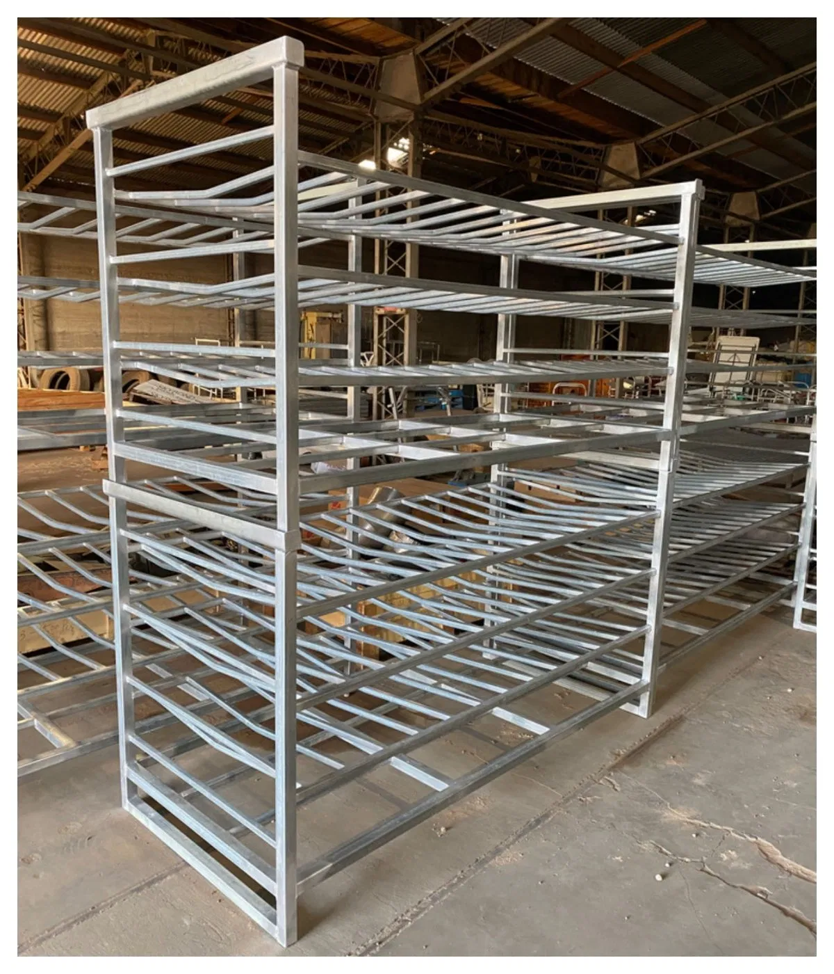 Innovative Cooling Rack for Grape Transport and Storage Solutions