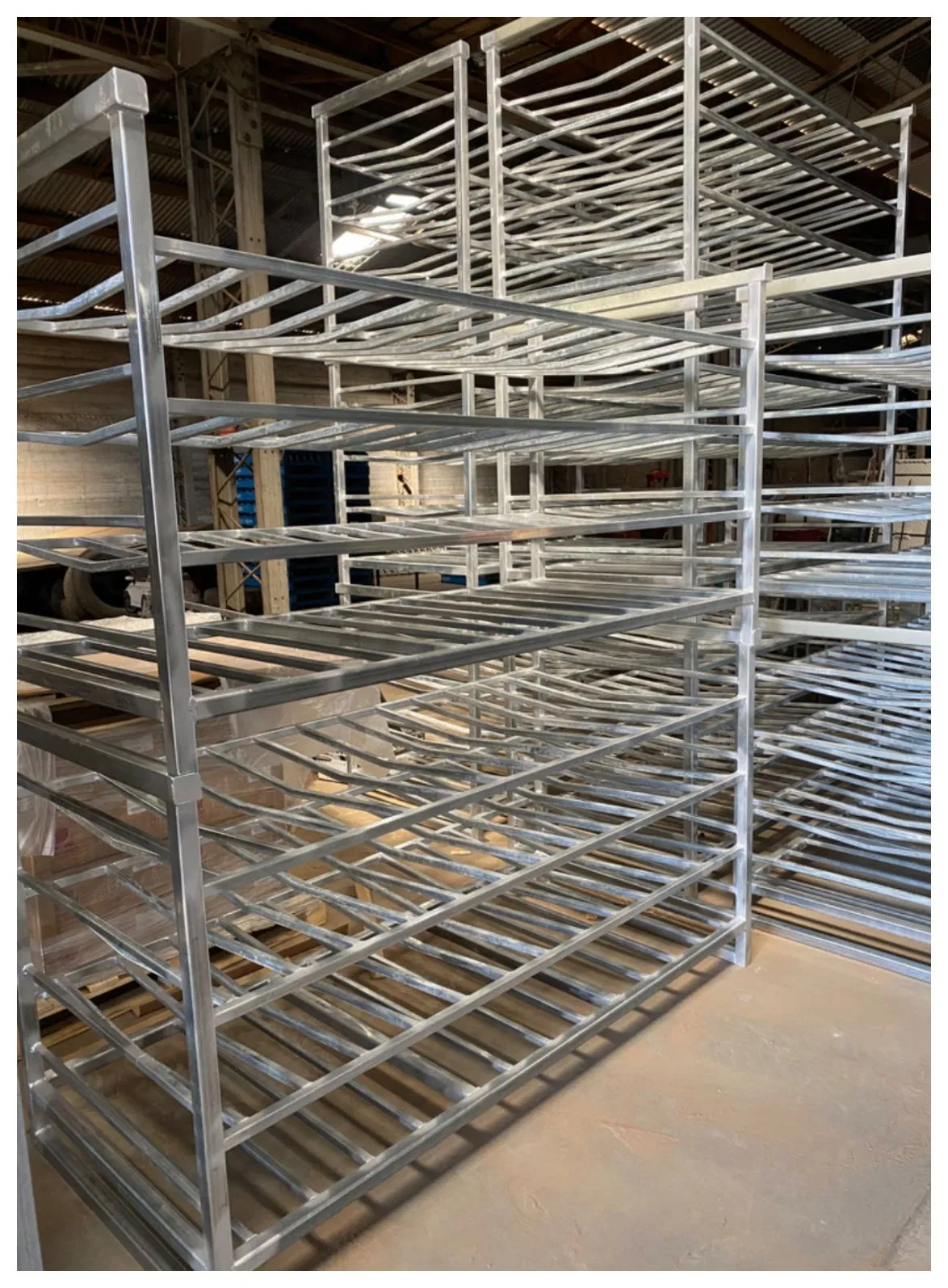 Innovative Cooling Rack for Grape Transport and Storage Solutions