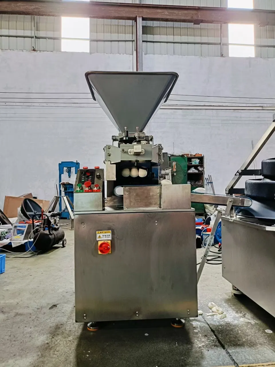 Dough Divider Detail