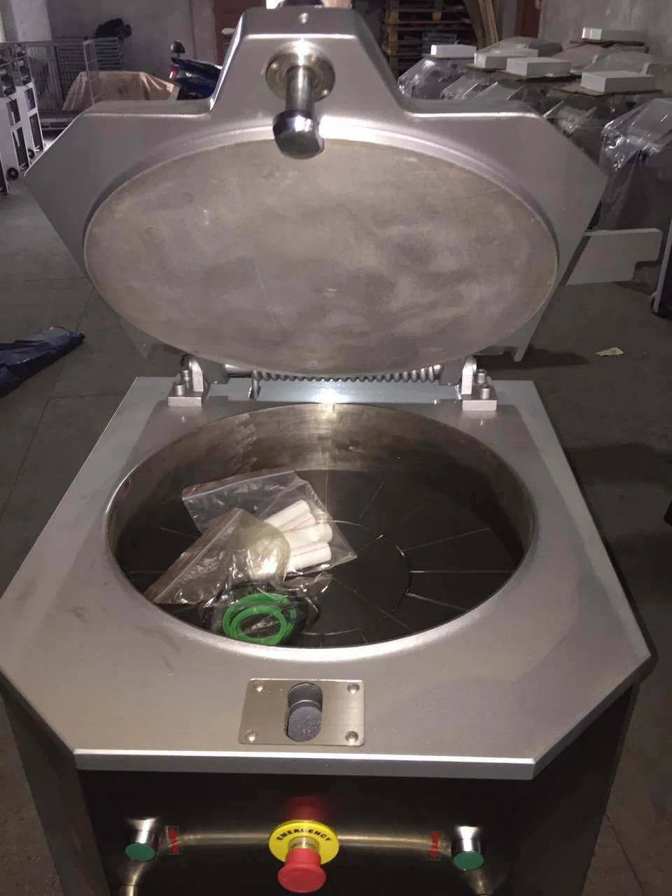 2019 Nicko Industrial Automatic Hydraulic Dough Divider for Bread Maker Machine