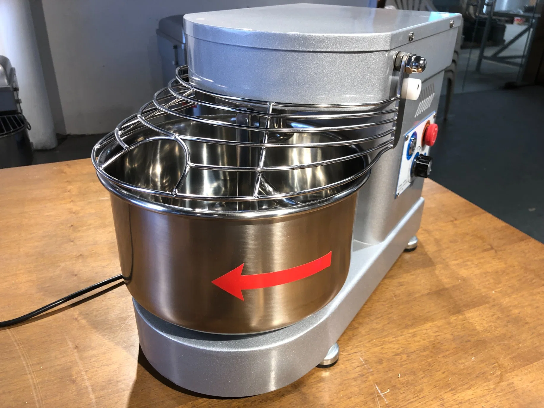 Best Spiral Dough Mixer with 3/5/8/12/16/20/25/50/75/100kg Flour Mixer Bread Making Machine Bakery Equipment