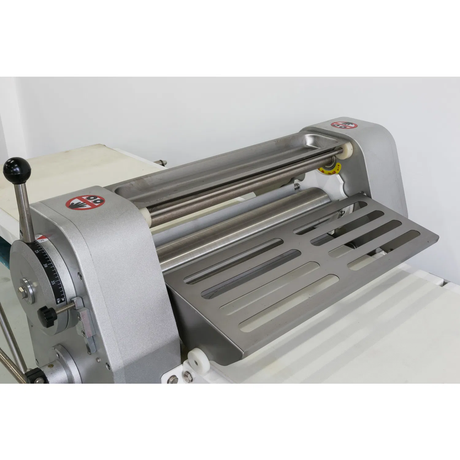 Dough Sheeter Machine Automatic for Bread Benchtop Used Dough Sheeters