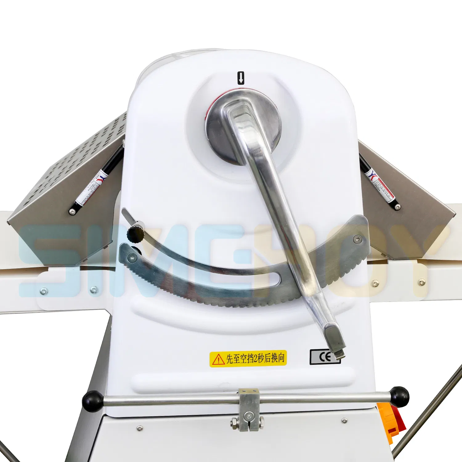 Professional Kitchen Baking Equipment Automatic Pizza Dough Bread Roller Sheeter 650mm
