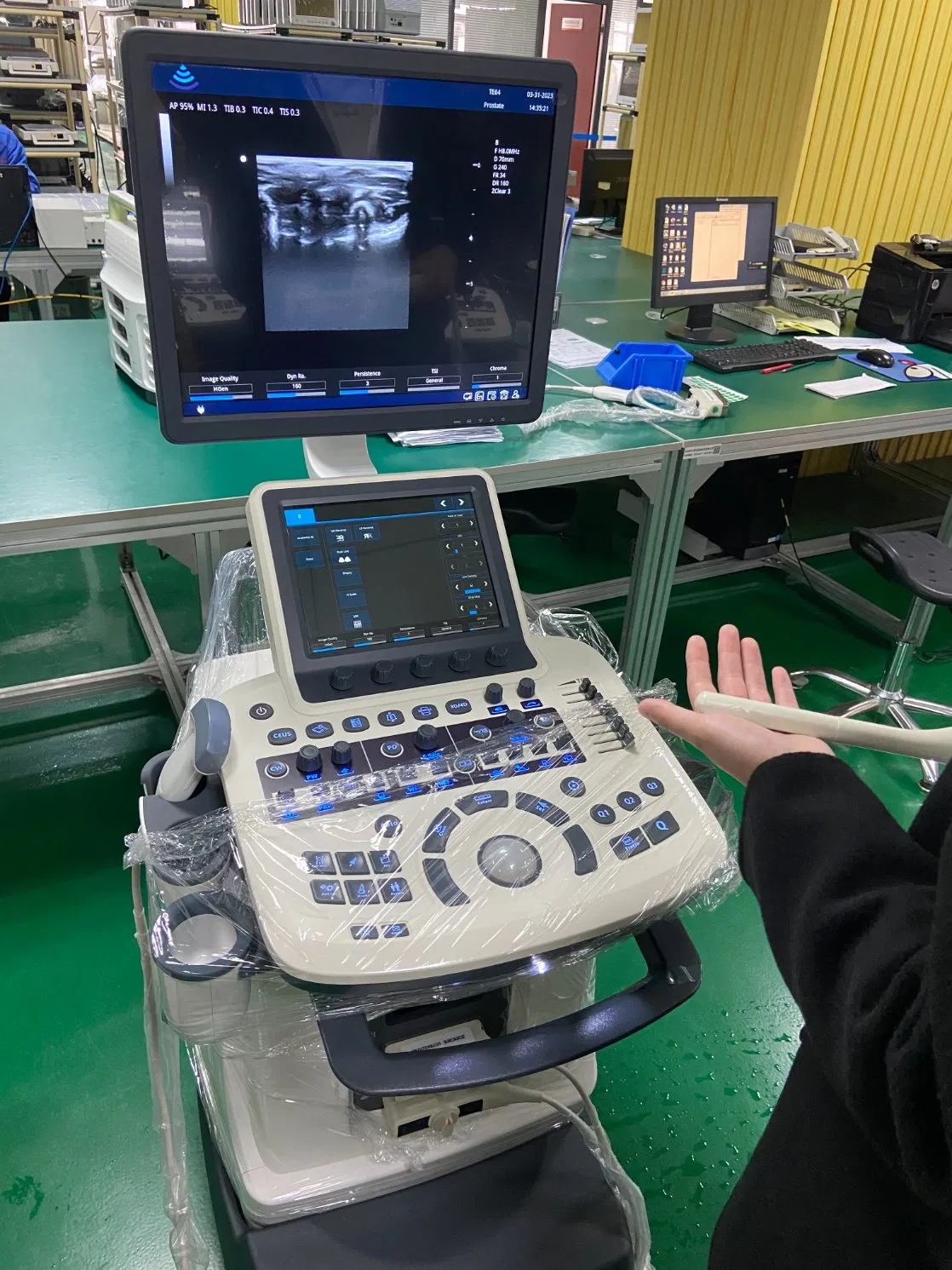 Ltub71 Trolley 19 Inch High Definition Full Digital Color Doppler Ultrasound System for Hospital