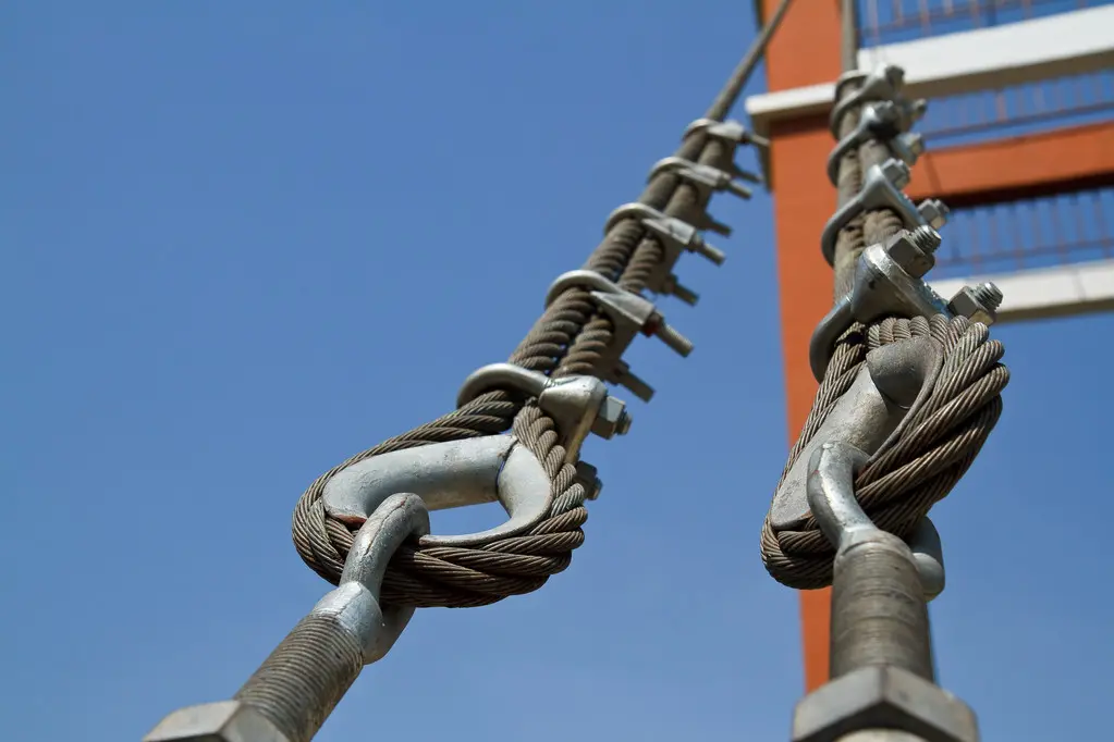 Port Hoisting Application