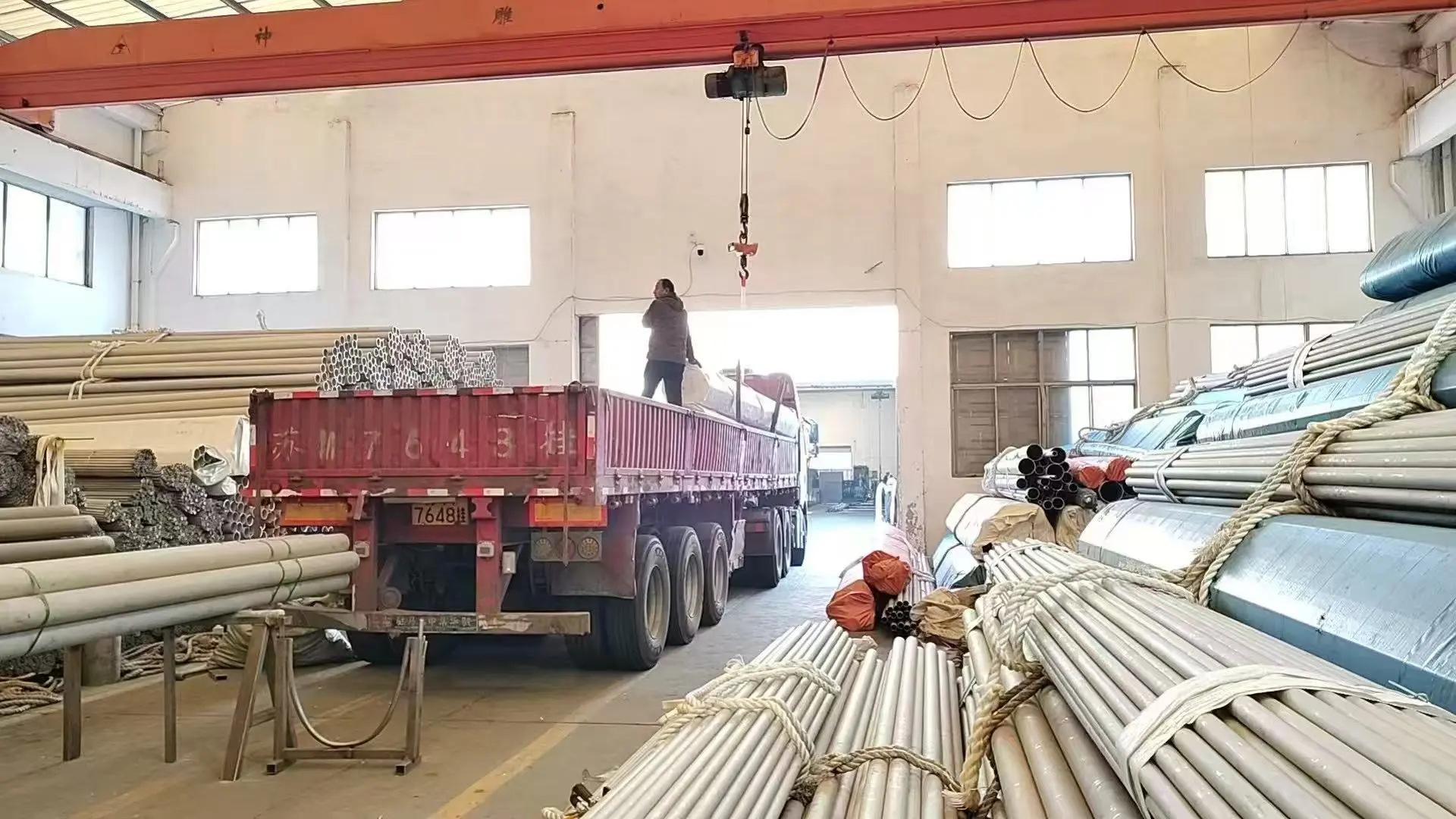 China Stainless Steel Round Square Welded Tube Manufacturer 201 304 316 Stainless Steel Pipe Factory, Factories