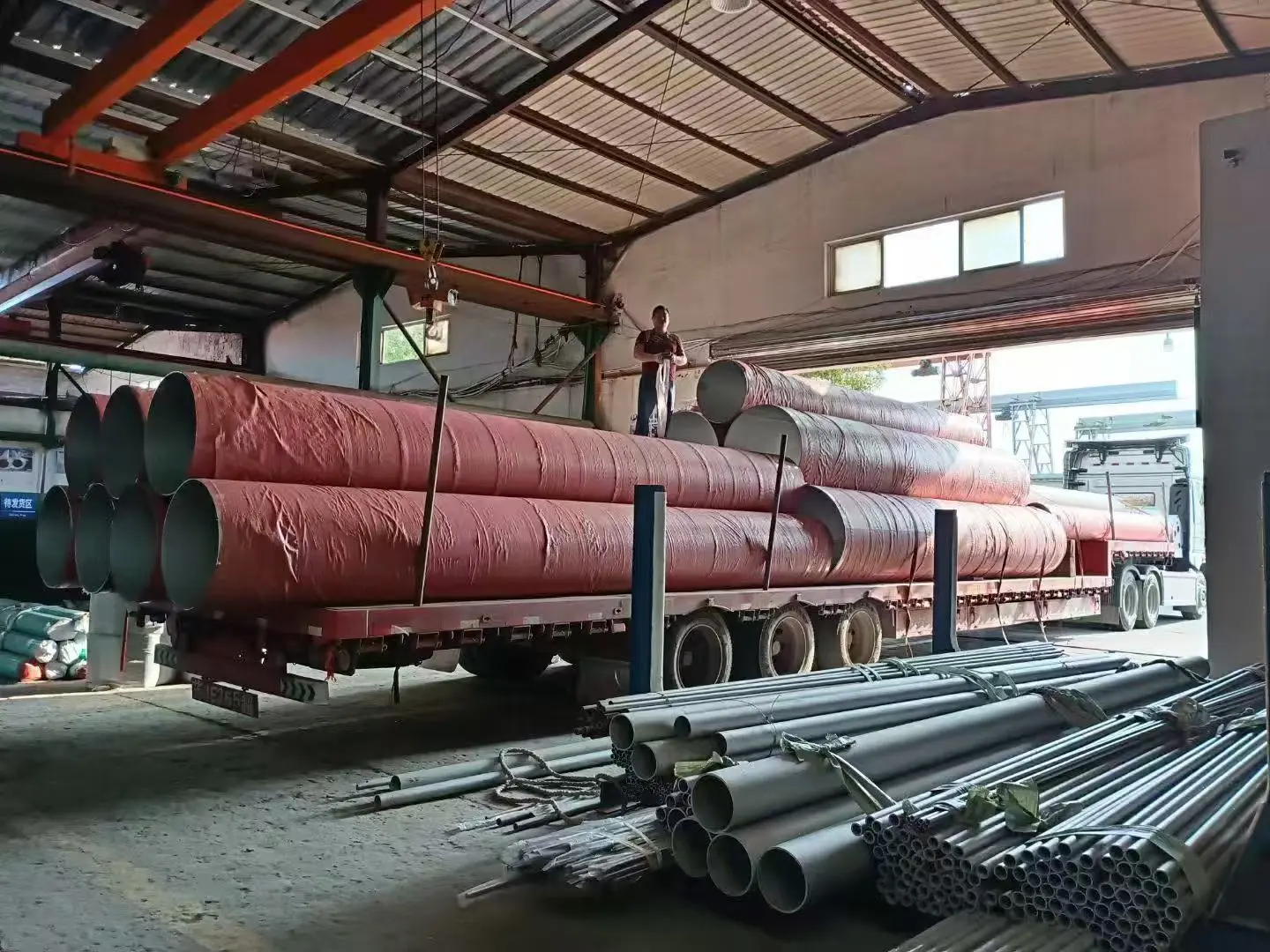 China Stainless steel pipes for building structures: stable support, rust-proof and earthquake-resistant Manufacturer, Supplier