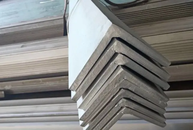 China Stainless steel equal/unequal angle steel: various specifications, customized cutting Supplier, Factories