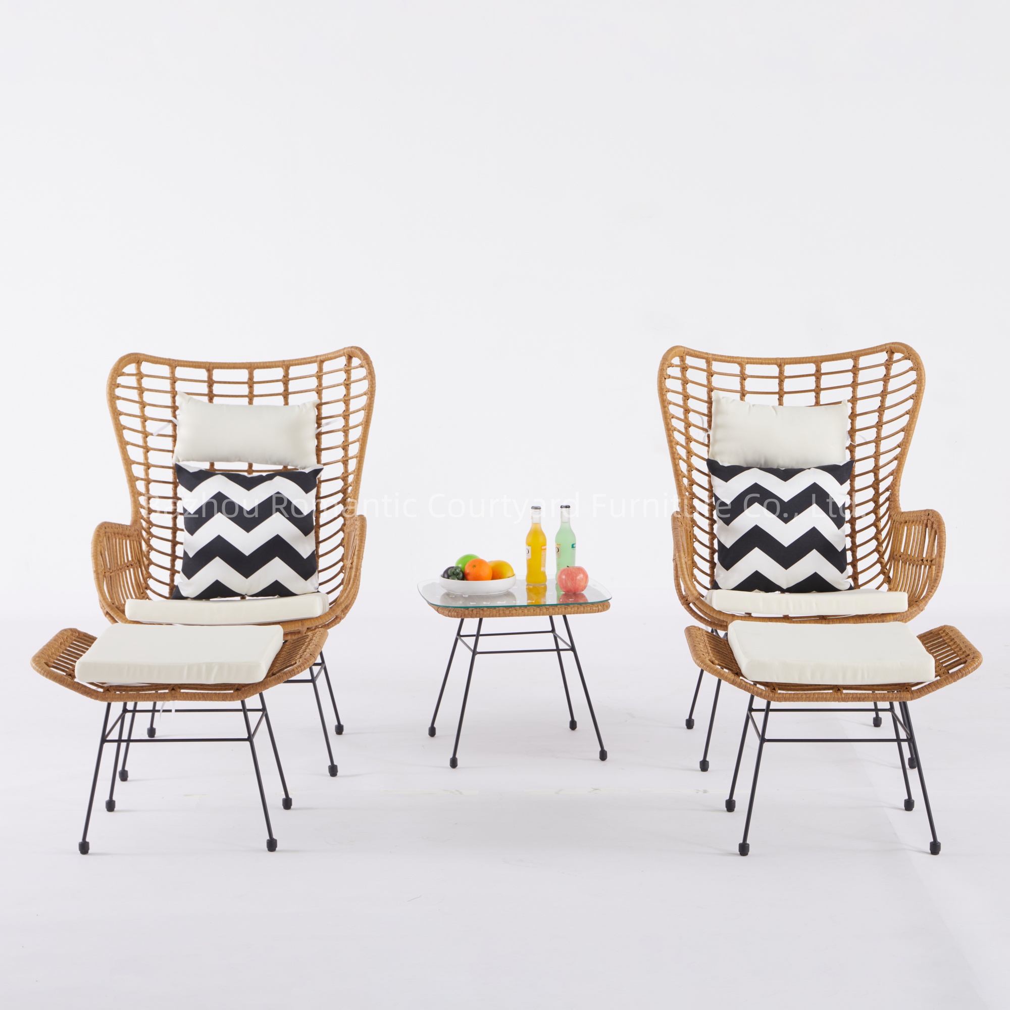 Factory Wholesale Garden Bistro Set Outdoor Table and Chair Table and Chair Set for Garden Rattan Chair Dining
