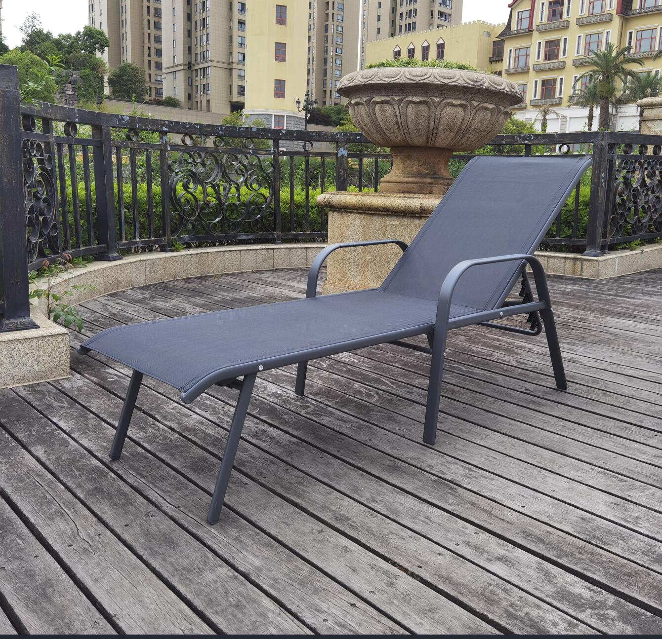 Modern Adjustable Lounge Chair All-Weather metal Chaise Loungers for Outdoor Beach Deck Park Hotel-Luxury Sun Beds