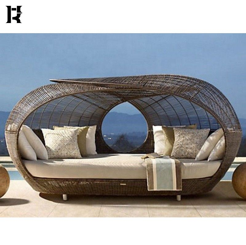 Outdoor Furniture Daybed Set All Weather Outdoor Leisure Wicker Sun Bed Resort Holiday Villa Rattan Huge Daybed
