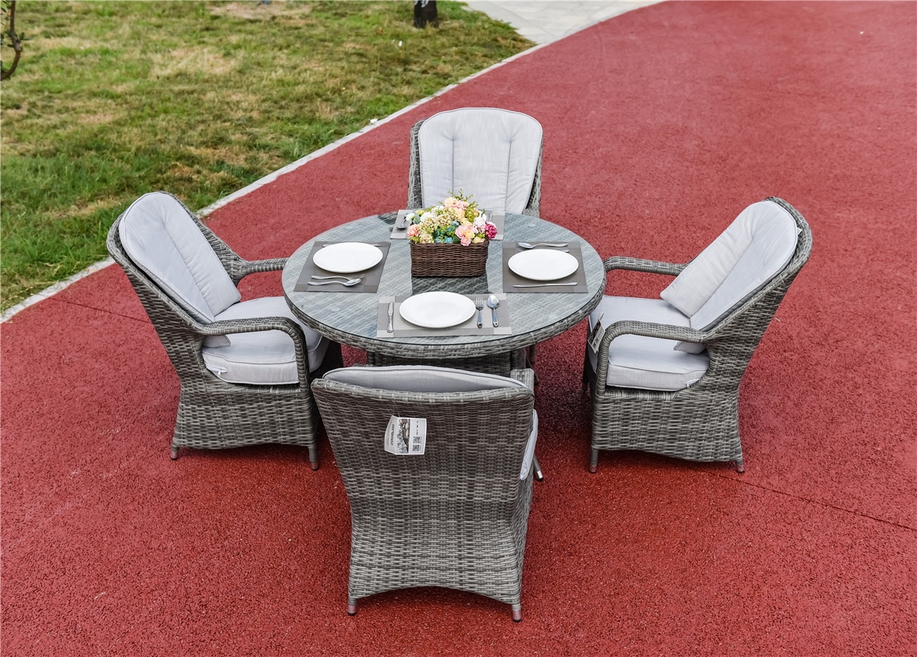 Outdoor Garden Rattan Furniture Outside Table and Chair Dining Garden Sofa Set Outdoor Furniture Bistro Sets