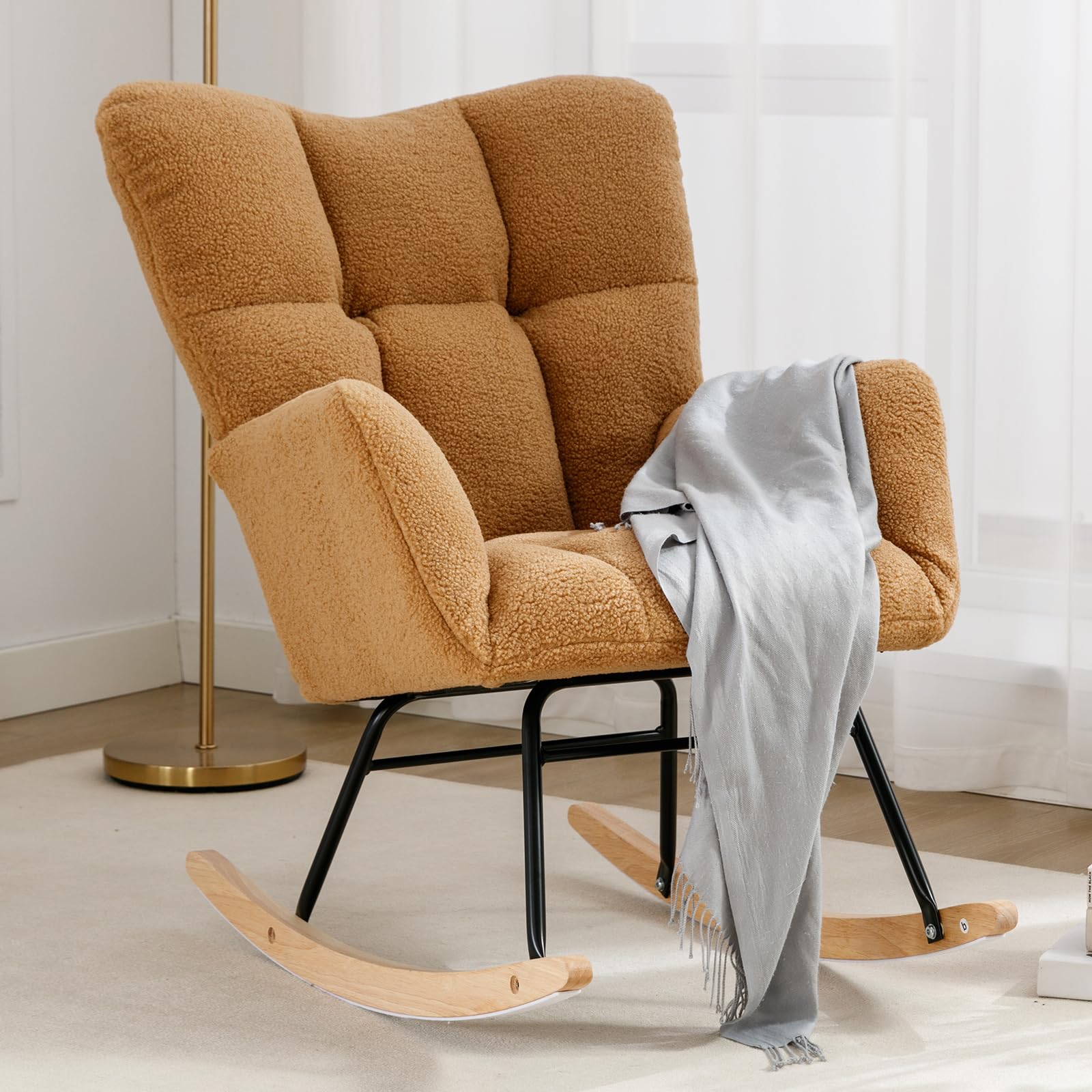 Velvet Chair View 1