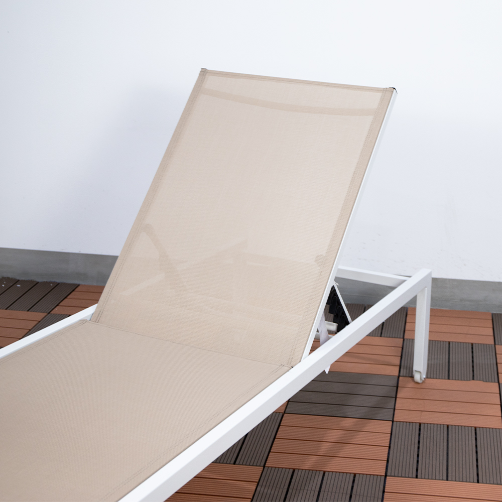 Outdoor Sun Lounger Detail 7