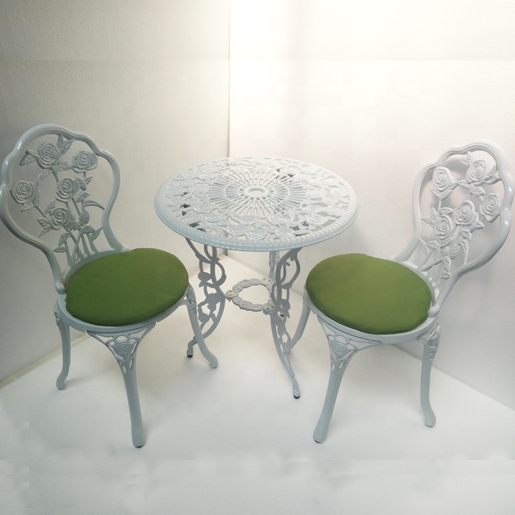 Antique Bronze Rose Cast Aluminum Traditional Powder Coated Bistro Set for Garden Outdoor Furniture