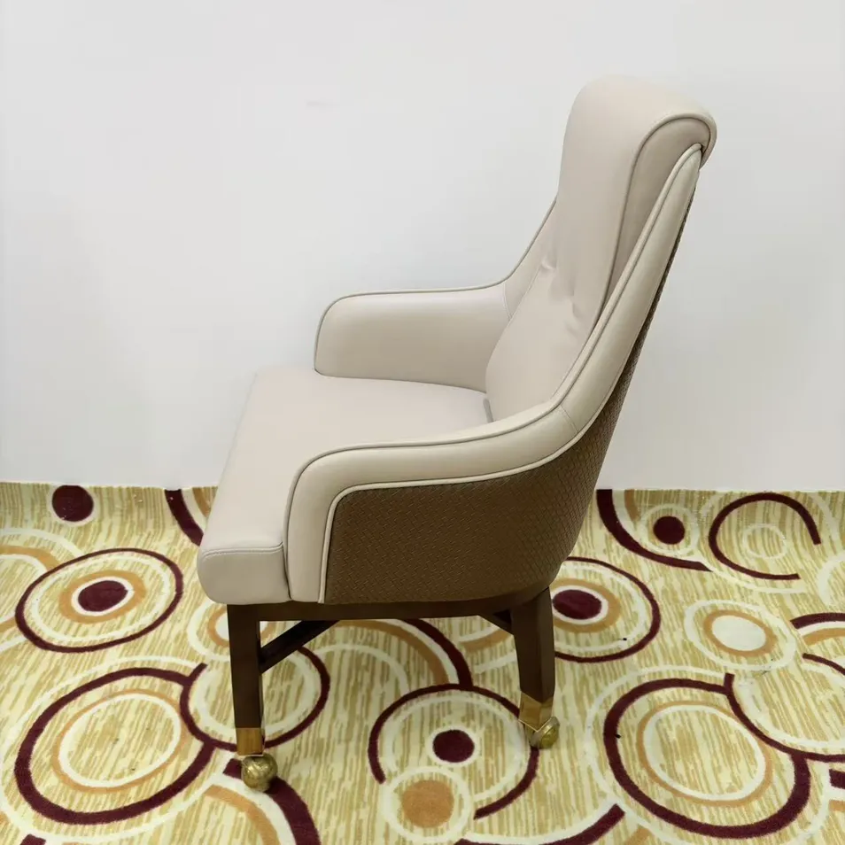 Luxury Baccarat Accent Chair with High-Density Foam Cushion (Model BCC008)