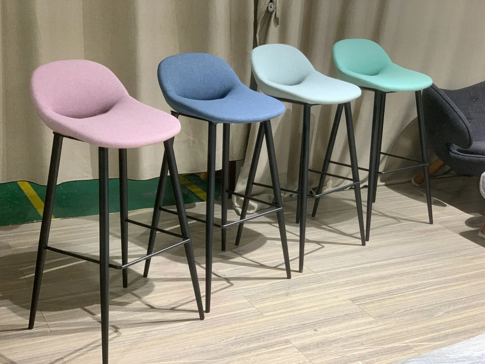 Replica Beso Injection Foam Fabric Steel Base High Counter Bar Stool