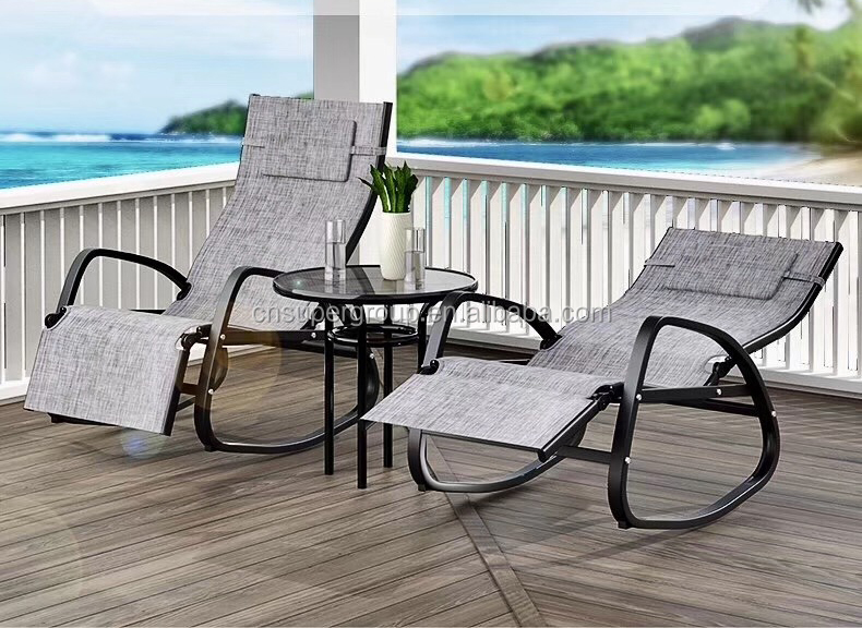 Rocking chair display 1