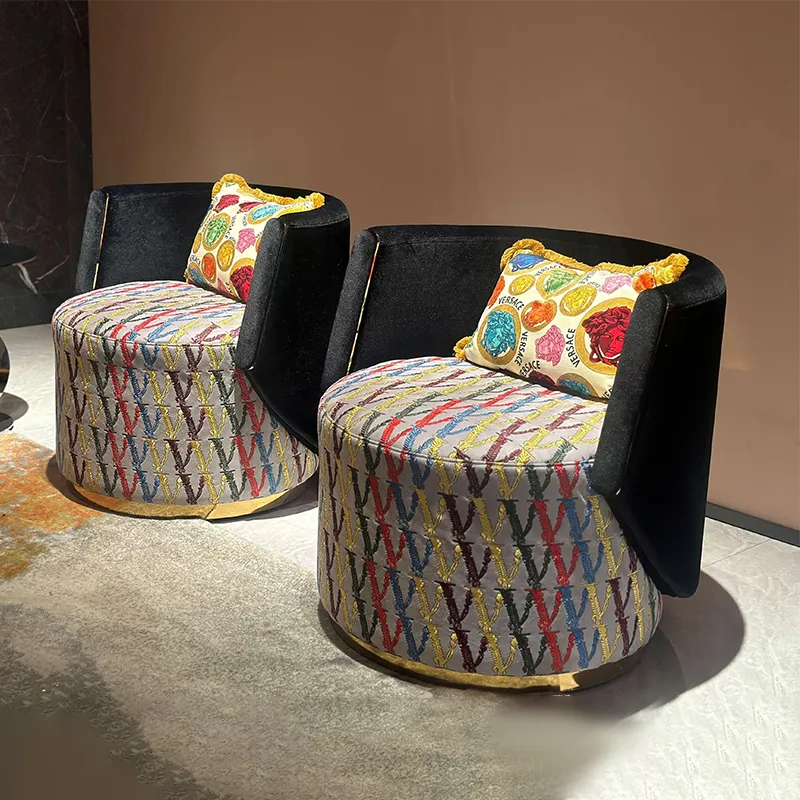 Resort Modern Upholstered Wooden Lacquer Frame Rotate Bucket Accent Lobby Furniture Reception Armchair Rotate Leisure Chair