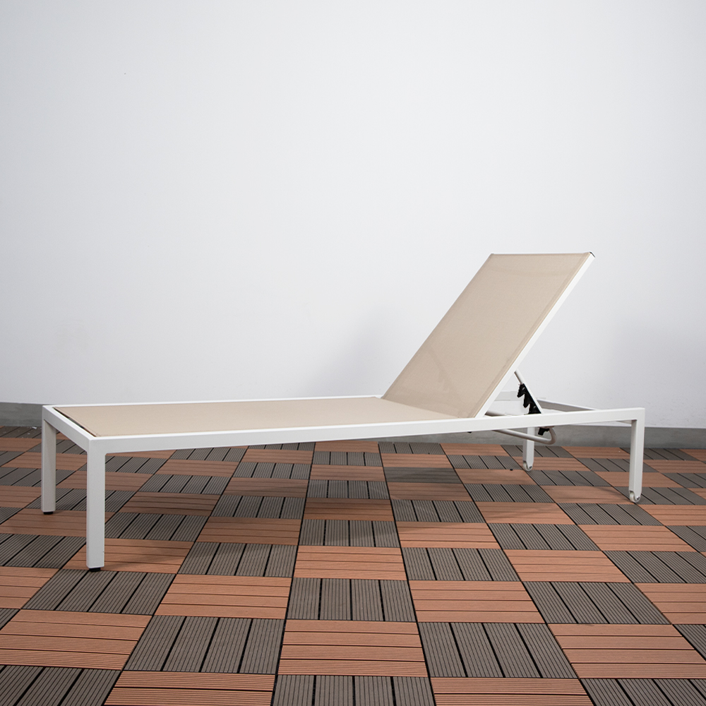 Outdoor Sun Lounger Detail 6