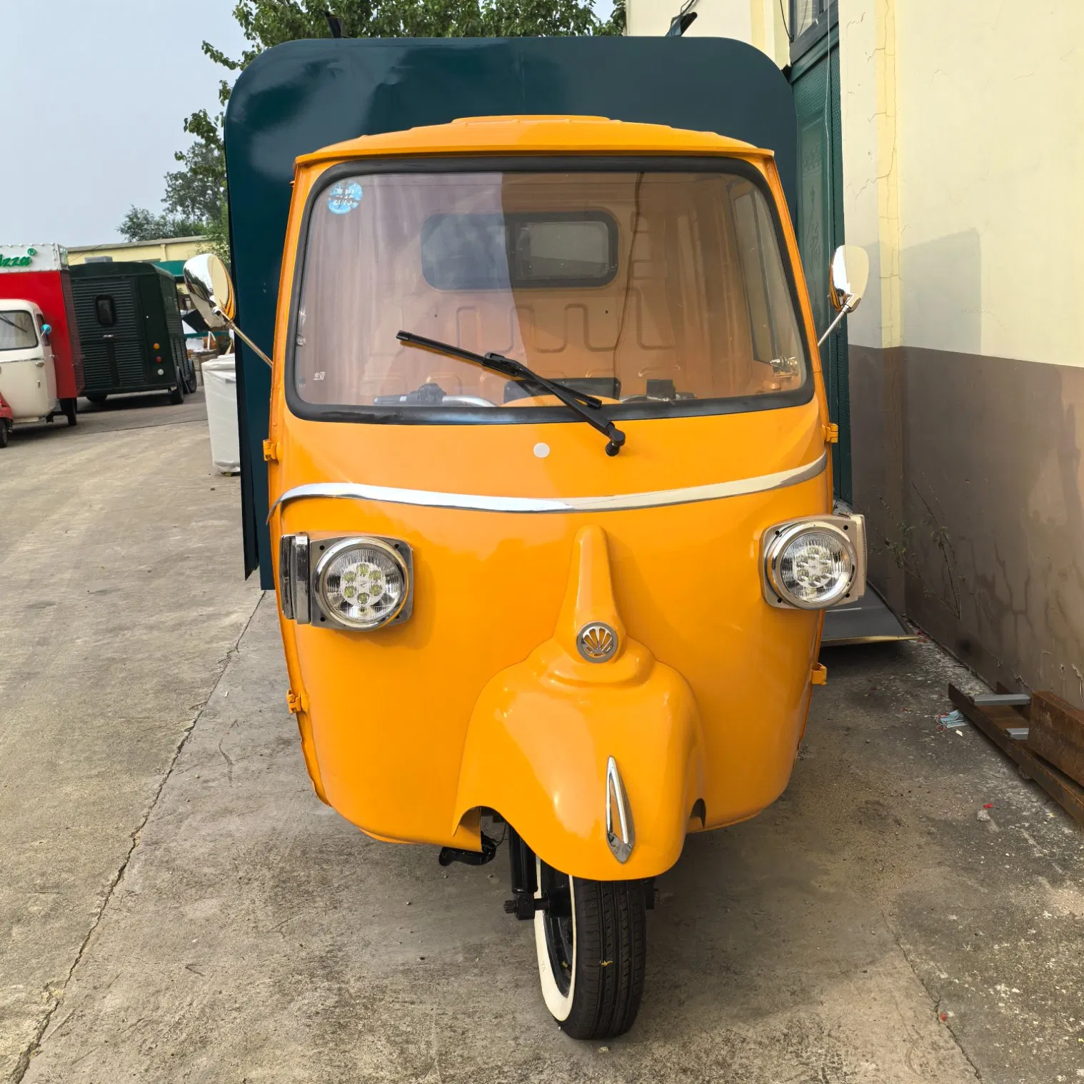 Mobile Pizza Ice Cream Three Wheel Electric Tricycle Catering Kiosk Coffee Cocktail Snack Beer Juice Bar Piaggio Ape Fast Food Cart Trailer Truck
