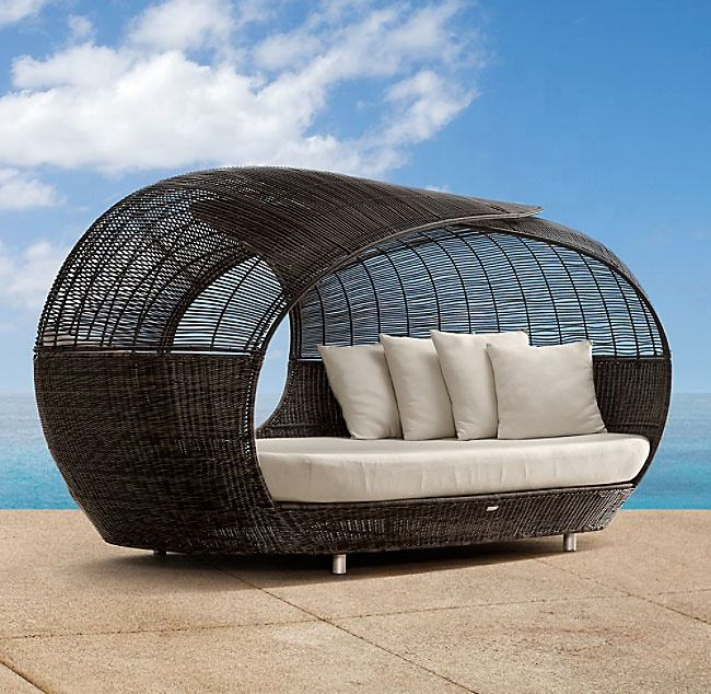 Outdoor Furniture Daybed Set All Weather Outdoor Leisure Wicker Sun Bed Resort Holiday Villa Rattan Huge Daybed