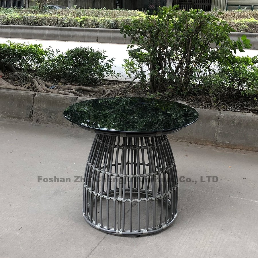 Modern Outdoor Furniture Swimming Pool Double Lounge Sofa Sun Bed Patio PE Rattan Wicker Round Daybed