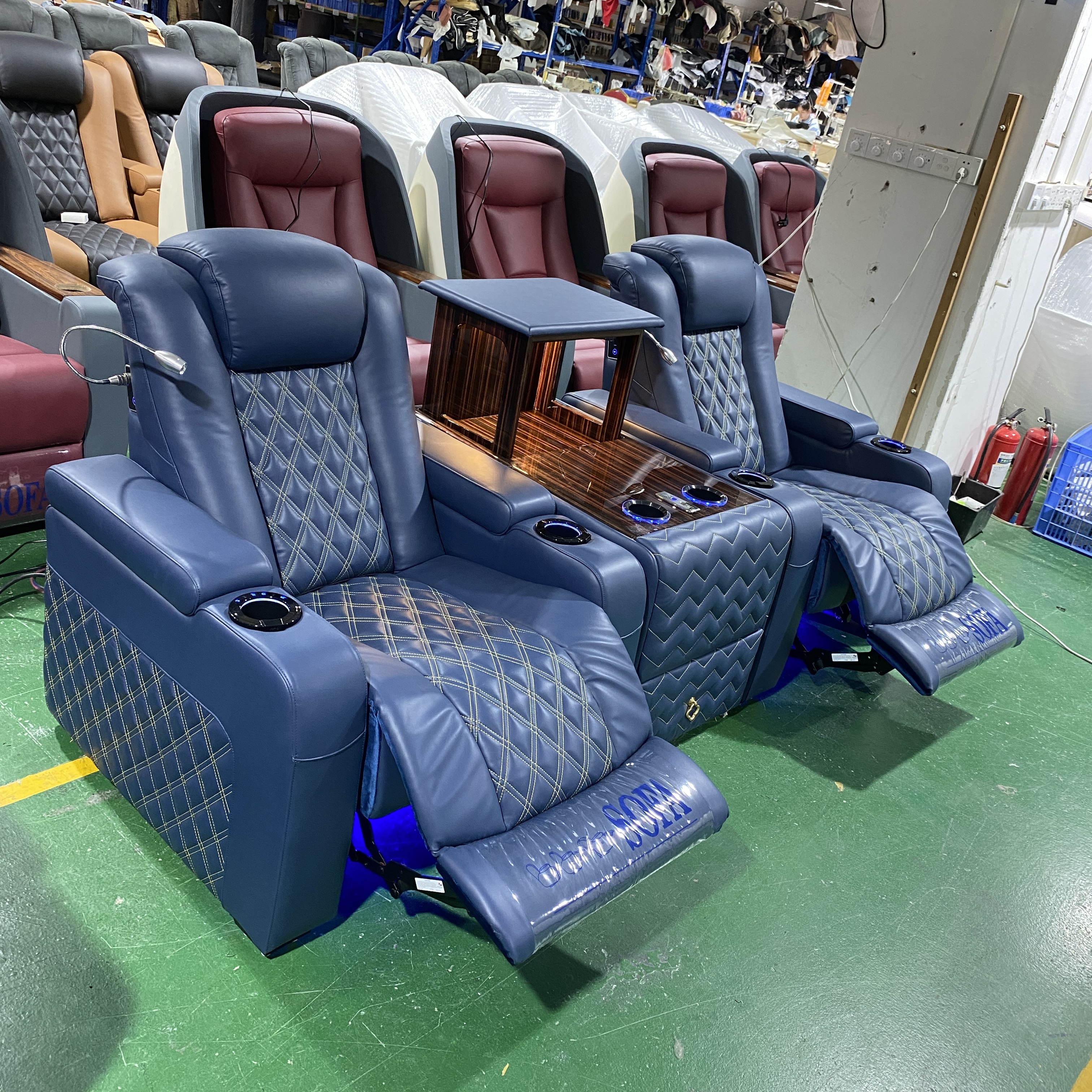 HOT Double Diamond Stitches Modern PU Leather Home Theater Furniture Colorful LED Light Reclining Chairs Electric Cinema Sofa
