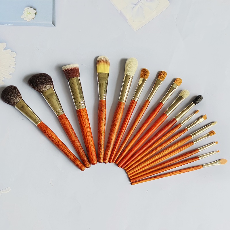 Master Collection 17 Synthetic Hair Log Brush Set with Wood Handles for Face &amp; Eye Makeup-Unlock Professional-grade Effects
