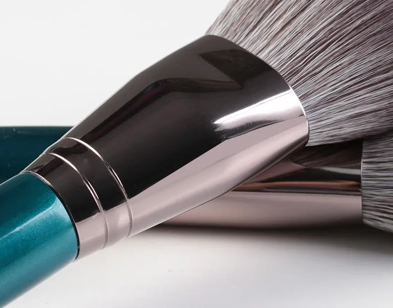 Wood Handle Makeup Brushes