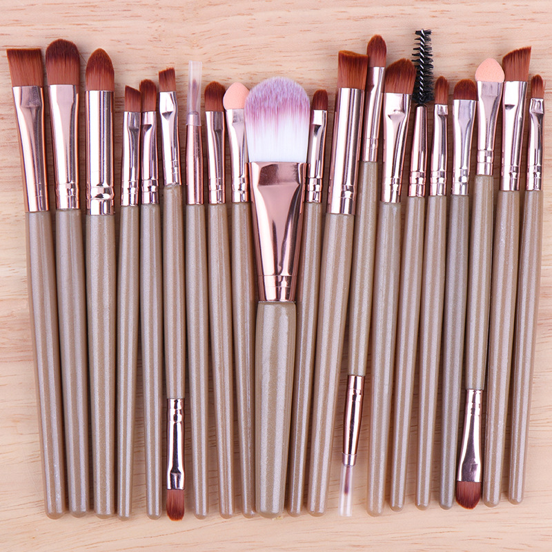 High Quality 20 Pcs Makeup Brush Set Private Label Wholesale Eyeshadow Tool Face Concealer Blush