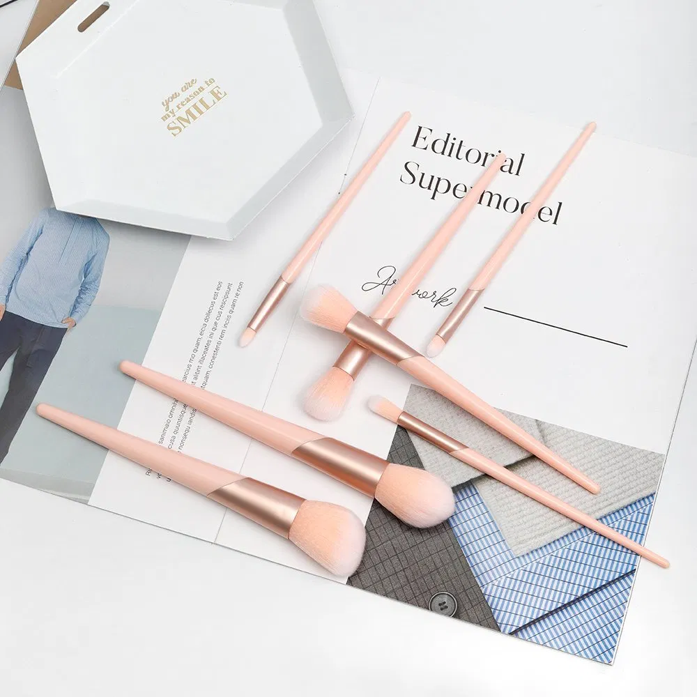 Professional Beauty Tools 7PCS Champagne Makeup Brushes Set Cosmetic Foundation Powder Blush Eyeshadow Kabuki Blending Make up Brush