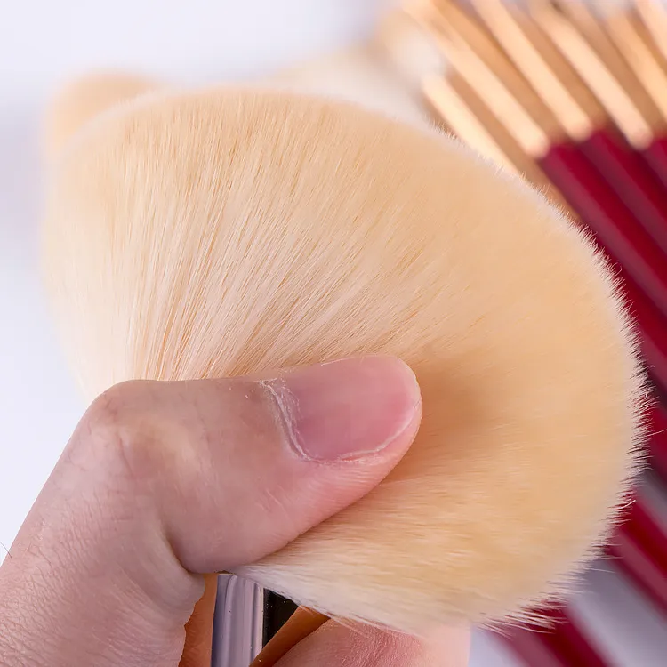 Professional 10PCS Makeup Brushes Set with Red Col Wooden Handle Foundation Brushes with Bag
