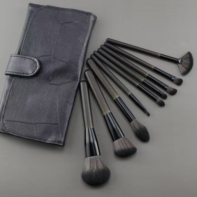 Eco-Friendly Handcrafted Wooden Handle Synthetic Fibre Makeup Brushes Custom Logo Face Concealer Beauty Tools Makeup Brush Set