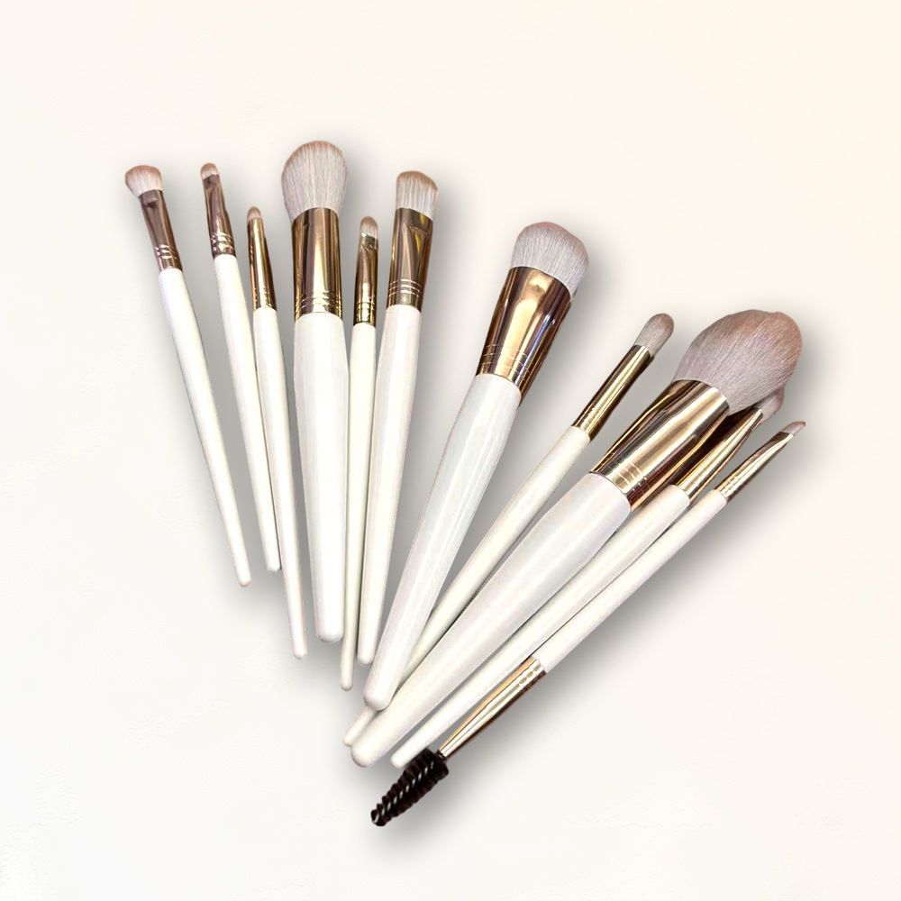 11-Piece Cosmetic Brush Set: Loose Powder Brush, Blush Brush, Eyeshadow Brush, Soft-Bristle Makeup Tools